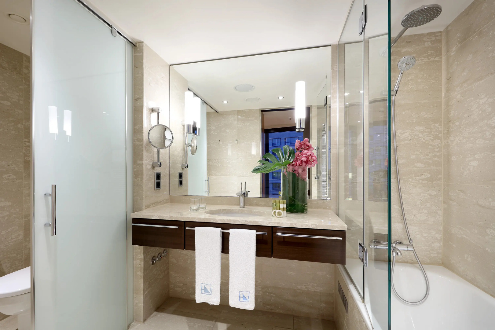 Photo - Eurostars Berlin