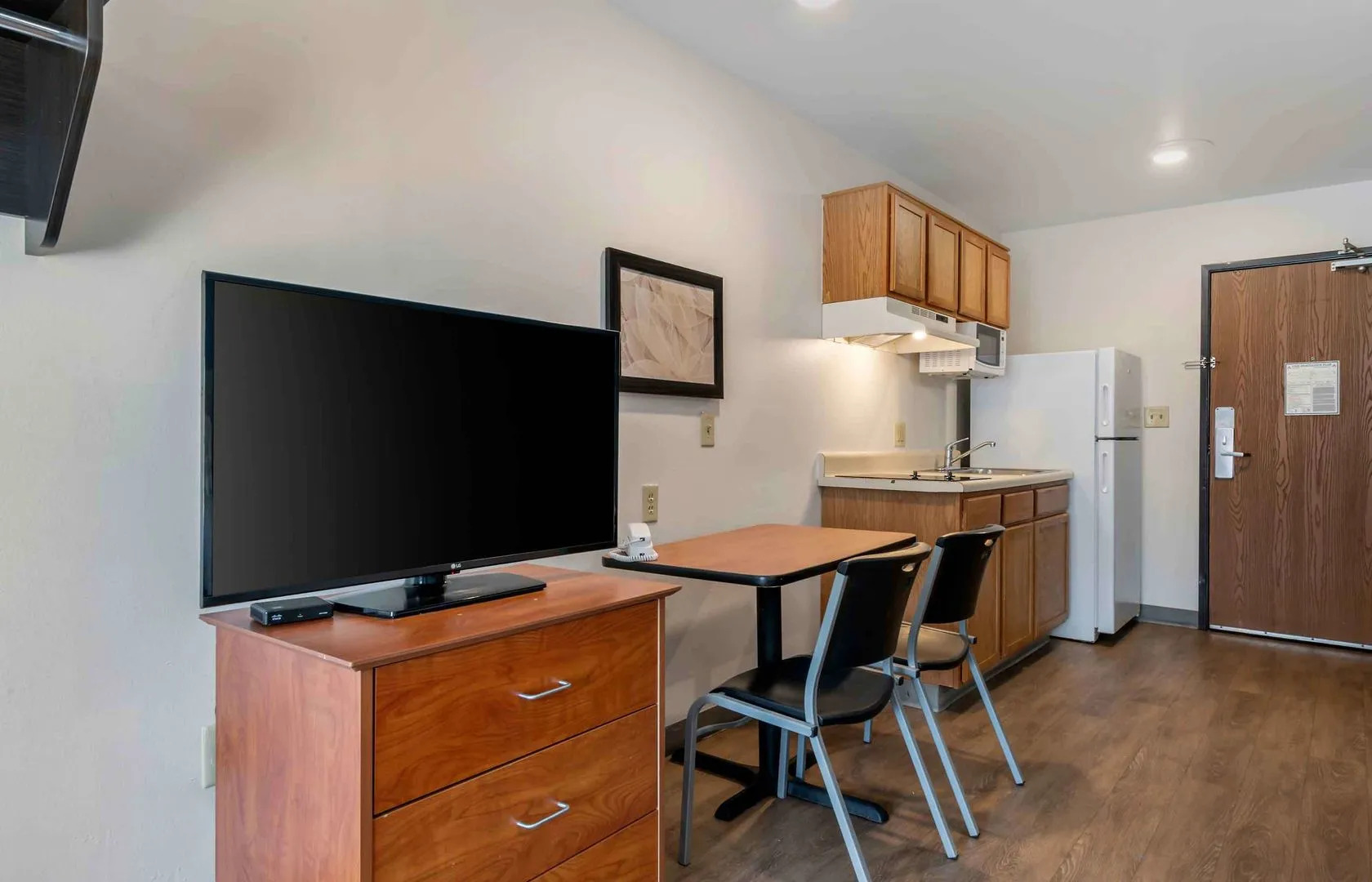 Photo - Extended Stay America Select Suites - Orlando - East