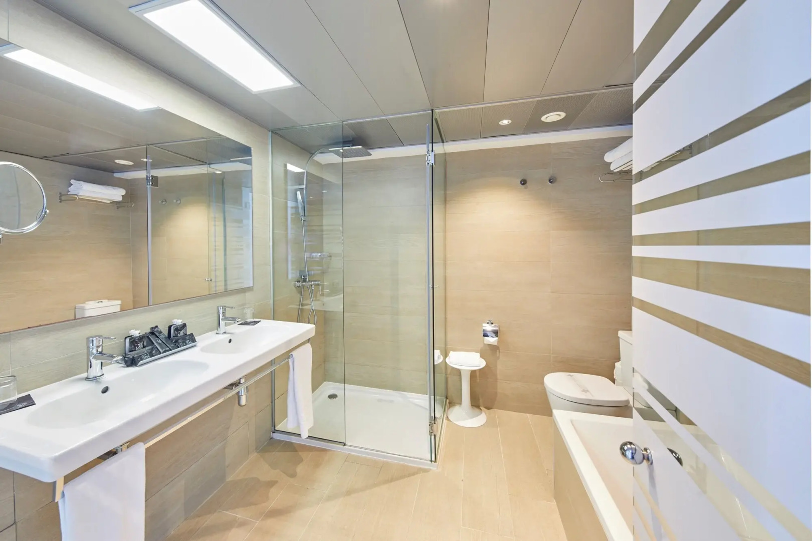 Photo - BG Tonga Tower