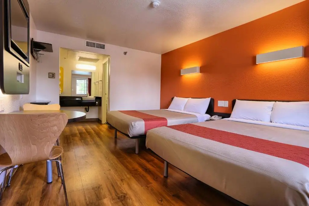 Photo - Super 8 by Wyndham Petaluma