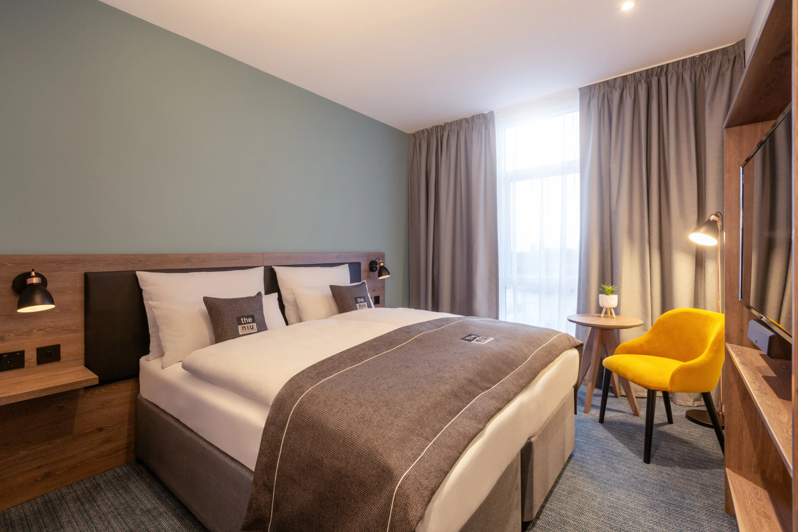 Photo - Holiday Inn - the niu, Loom Manchester North by IHG