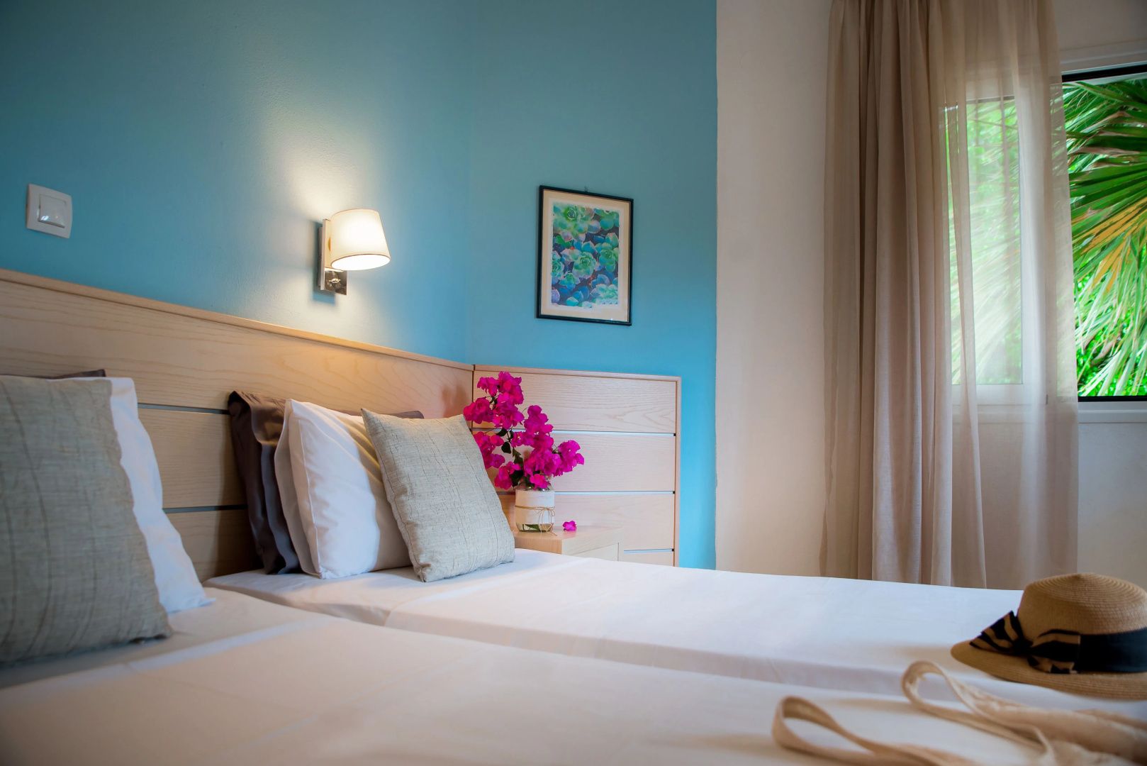 Photo - Melissa Apartments, Studios & Suites