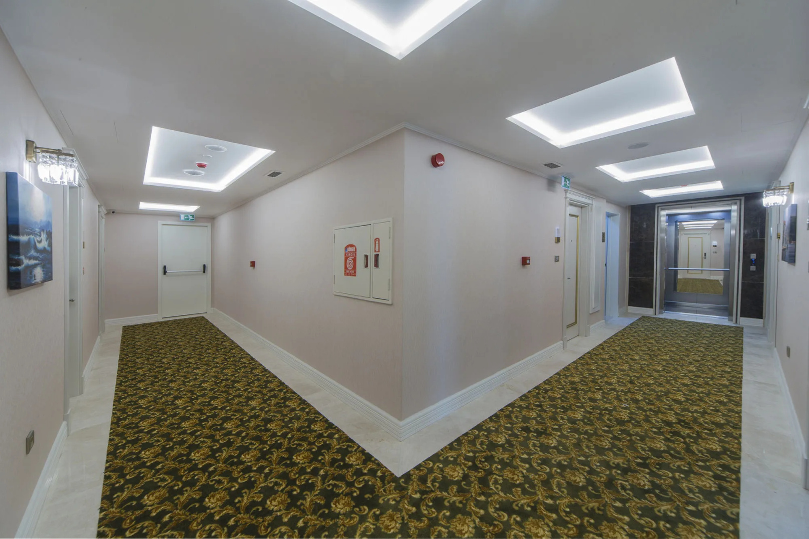 Foto - Grand Naki Hotel