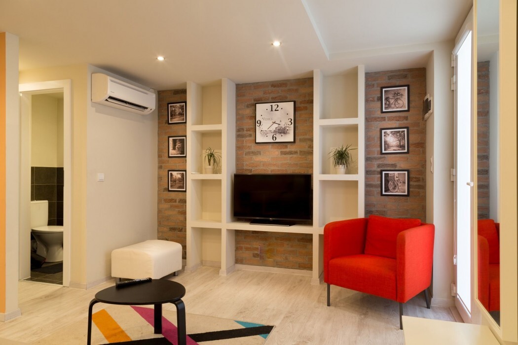 Photo - Hotel Mika Downtown