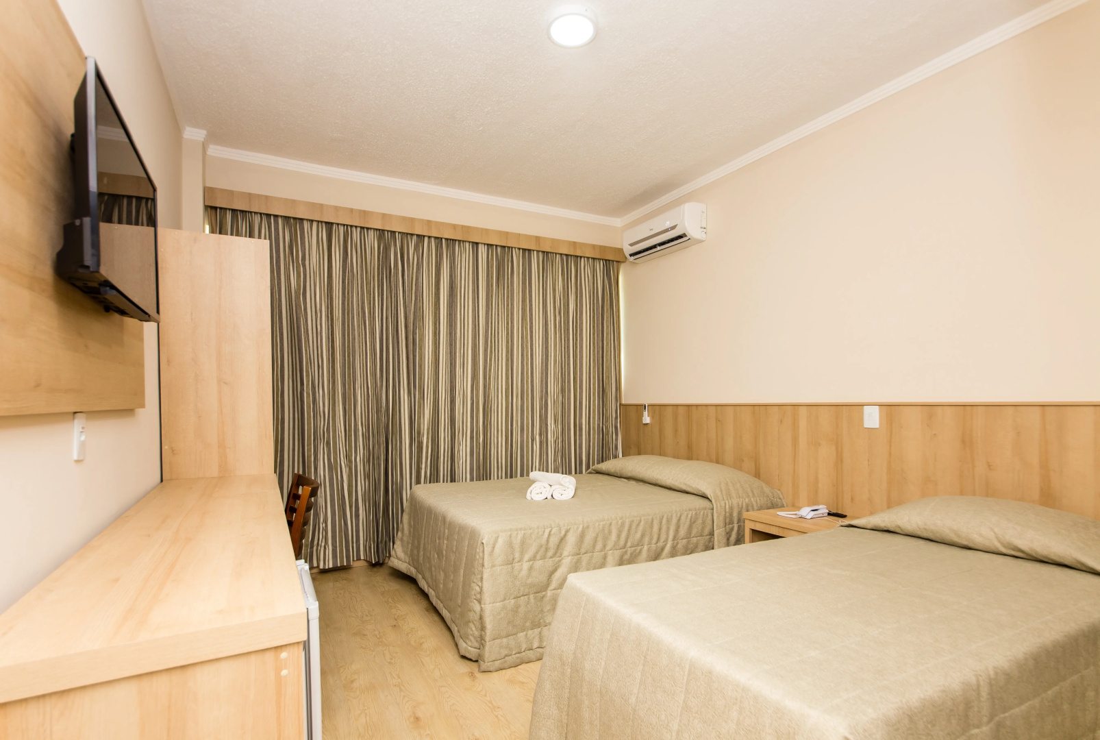 Photo - Hotel Dan Inn Campos do Jordão