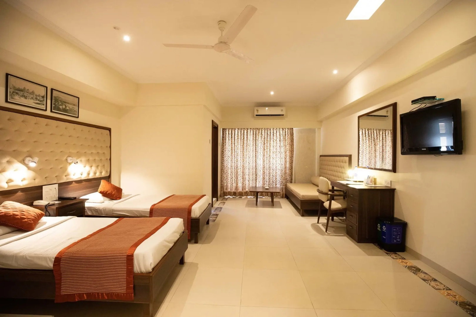 Foto - West End Hotel Opp Bombay Hospital