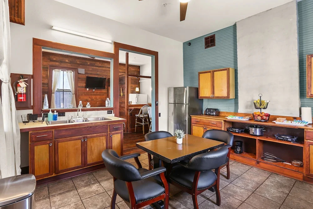 Photo - Site 61 Guesthouse