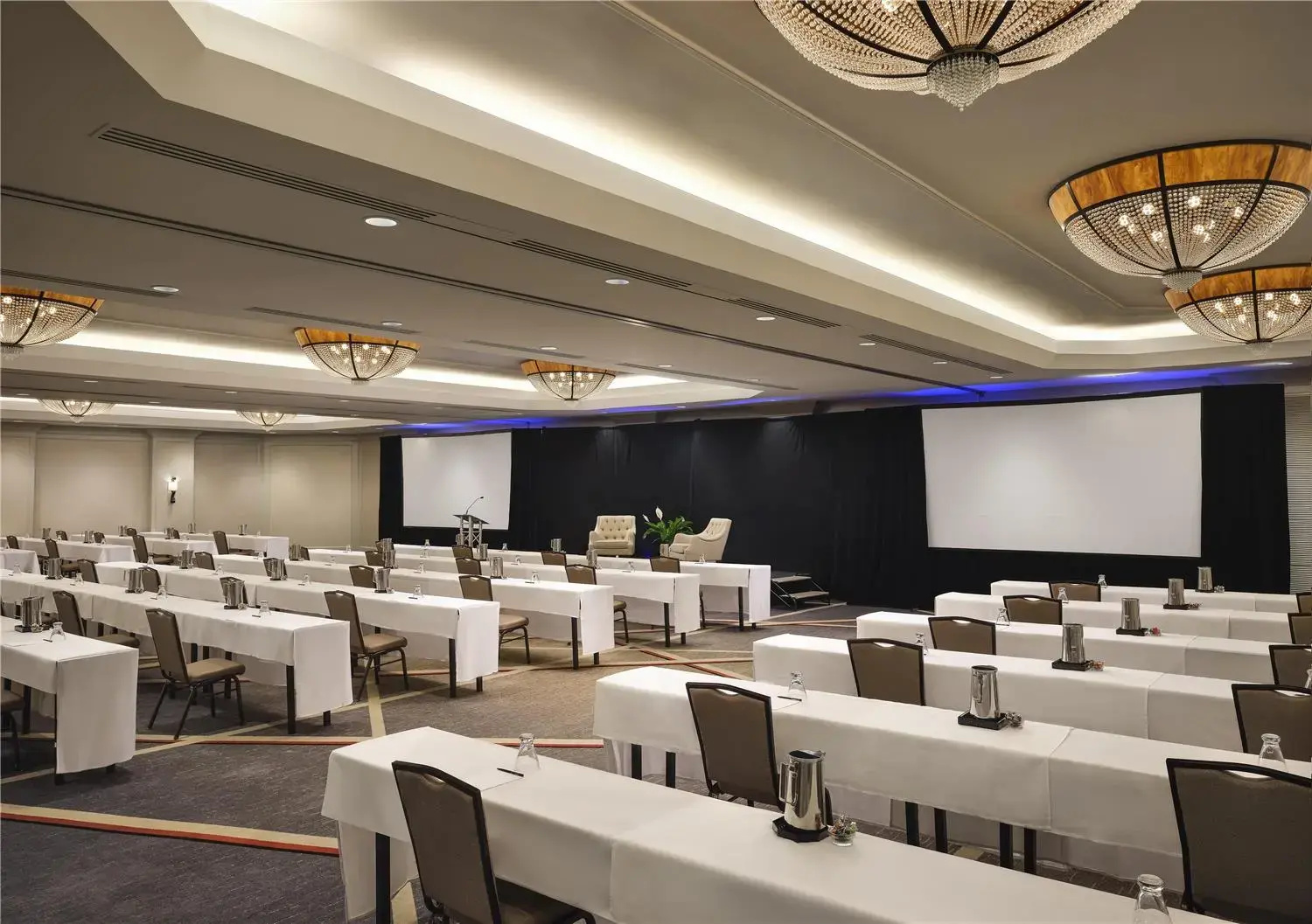 Photo - Hilton Arlington