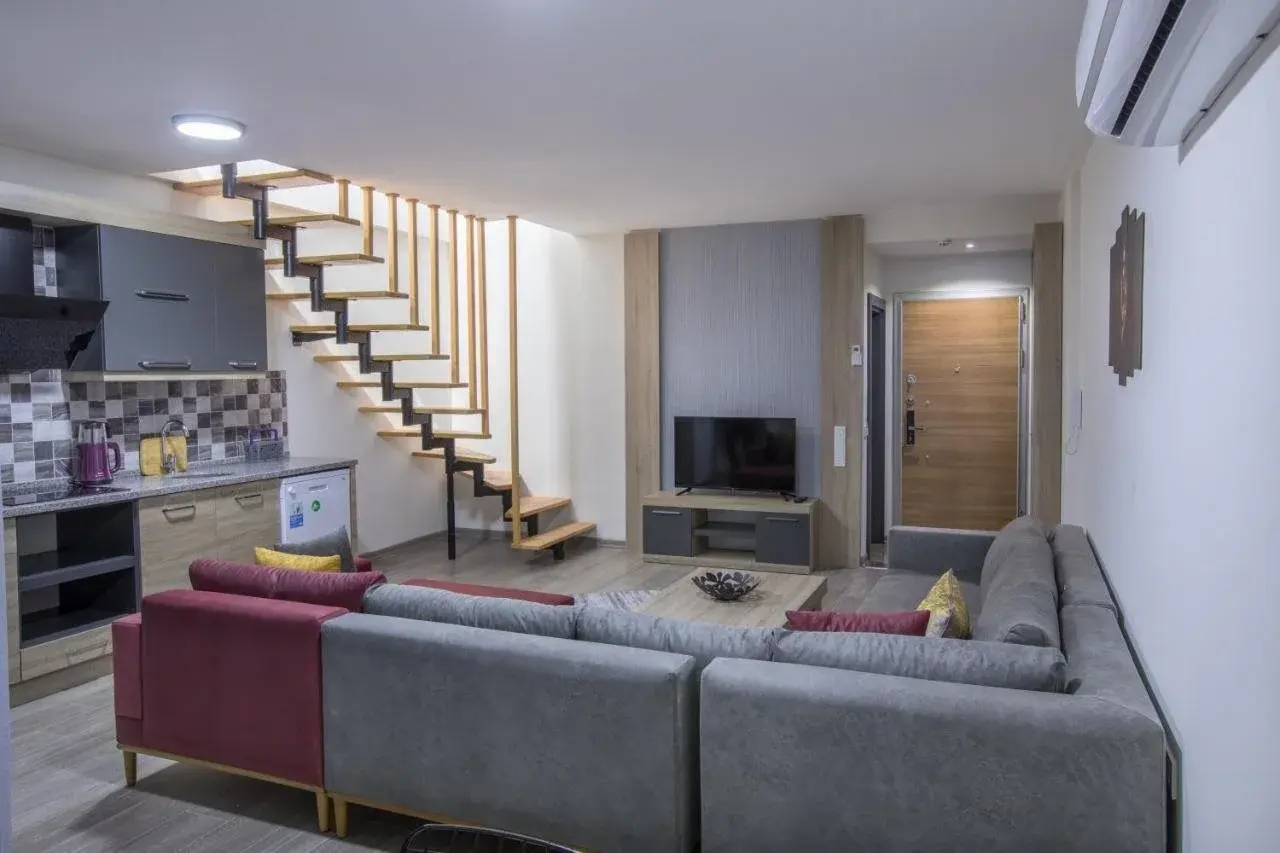 Photo - Elanis Suites