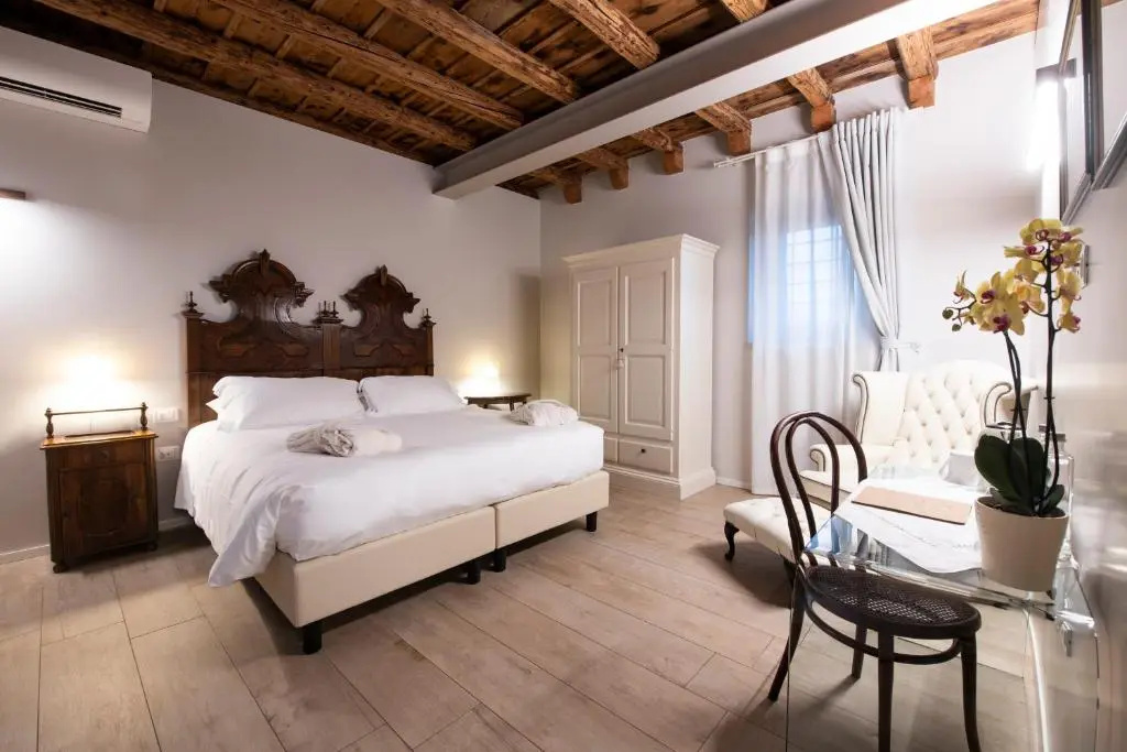 Photo - Magari Estates Hotel