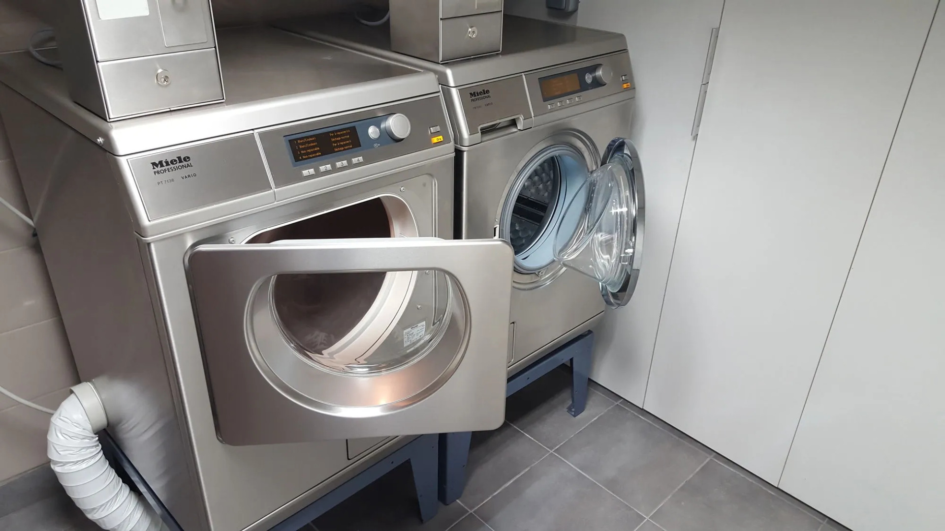 Photo - Le Montclair Montmartre by River