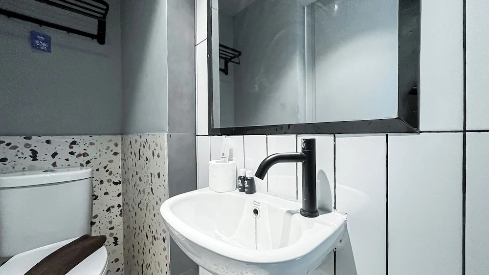 Best Deal Studio (No Kitchen) Apartment Tokyo Riverside PIK 2