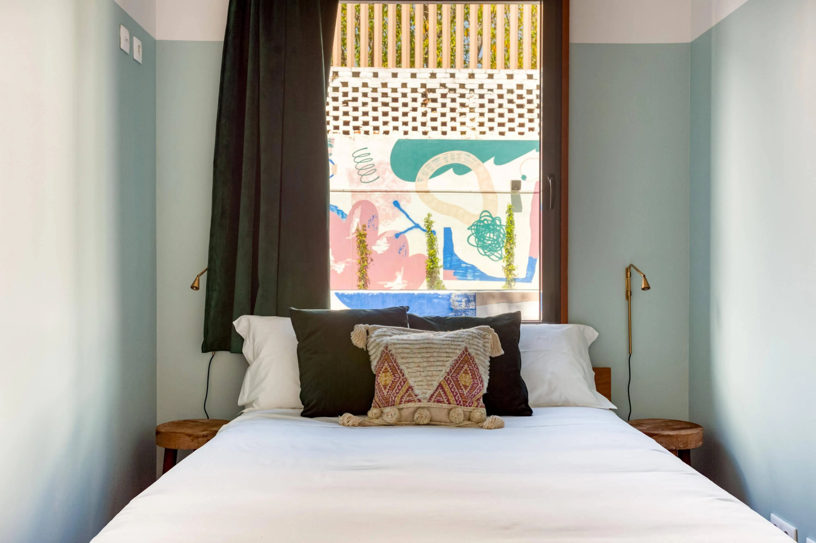 Photo - Secret Patio Lisbon