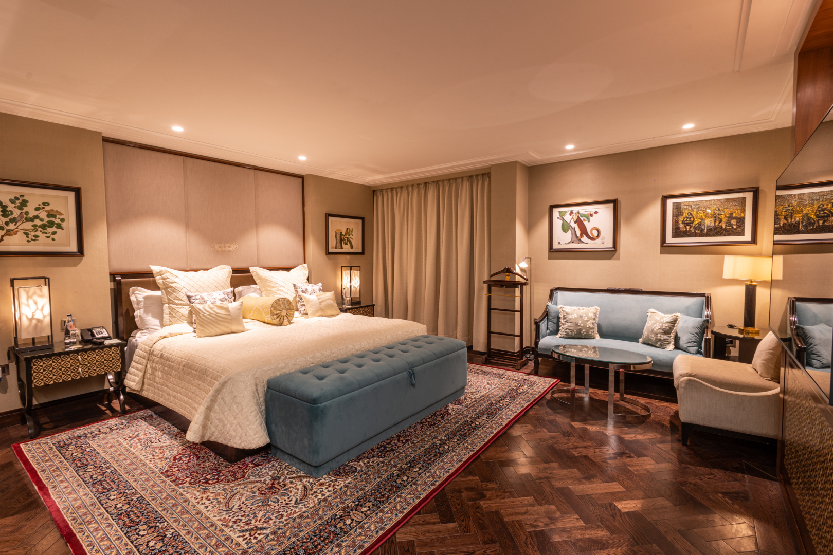 Photo - The Claridges, New Delhi