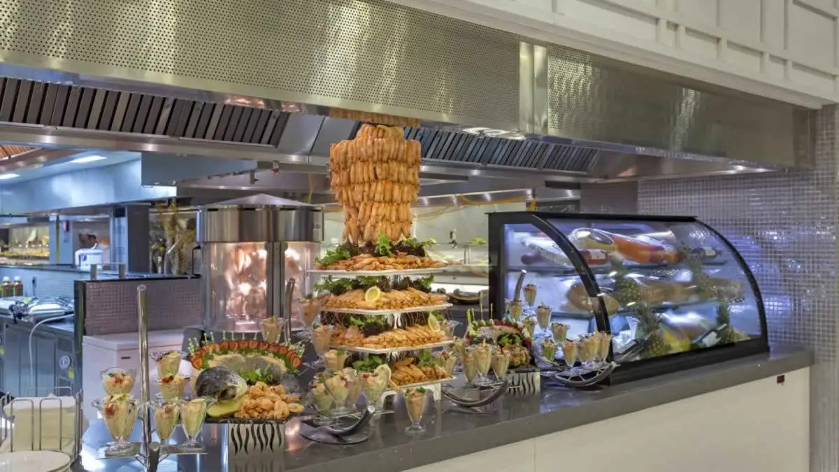 Photo - Royal Seginus