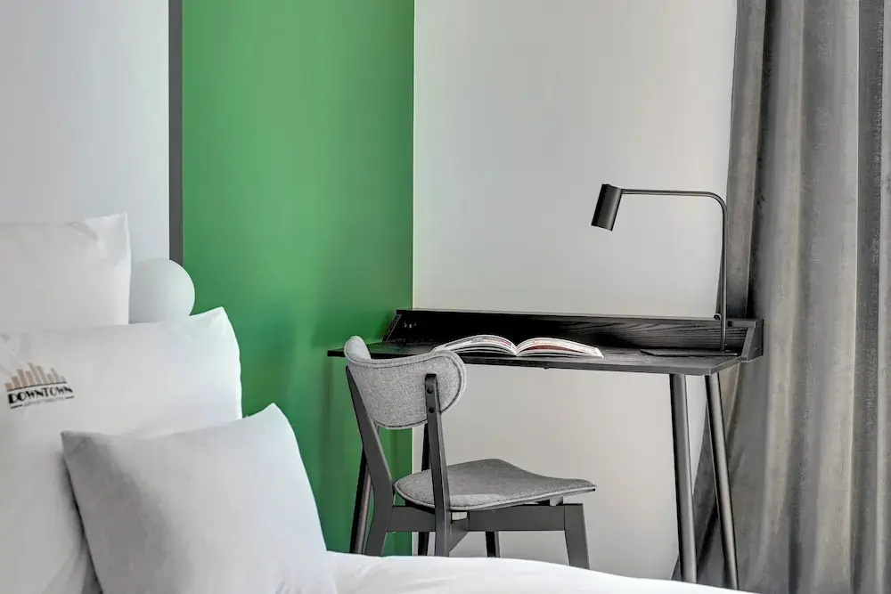 Foto - DOKI Living - Foodhall & Parking by Downtown Apartments