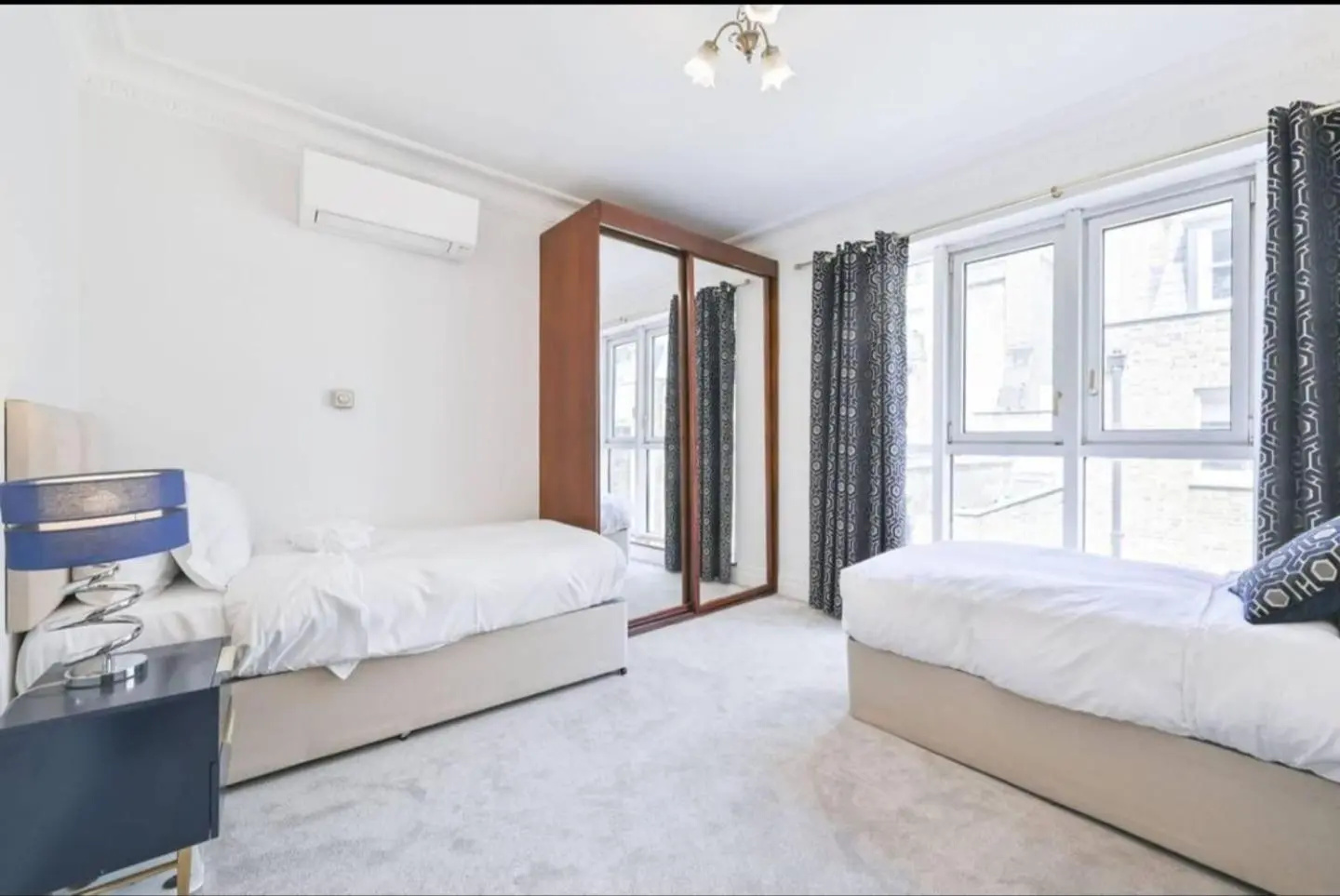 Photo - Carlton Court - Mayfair