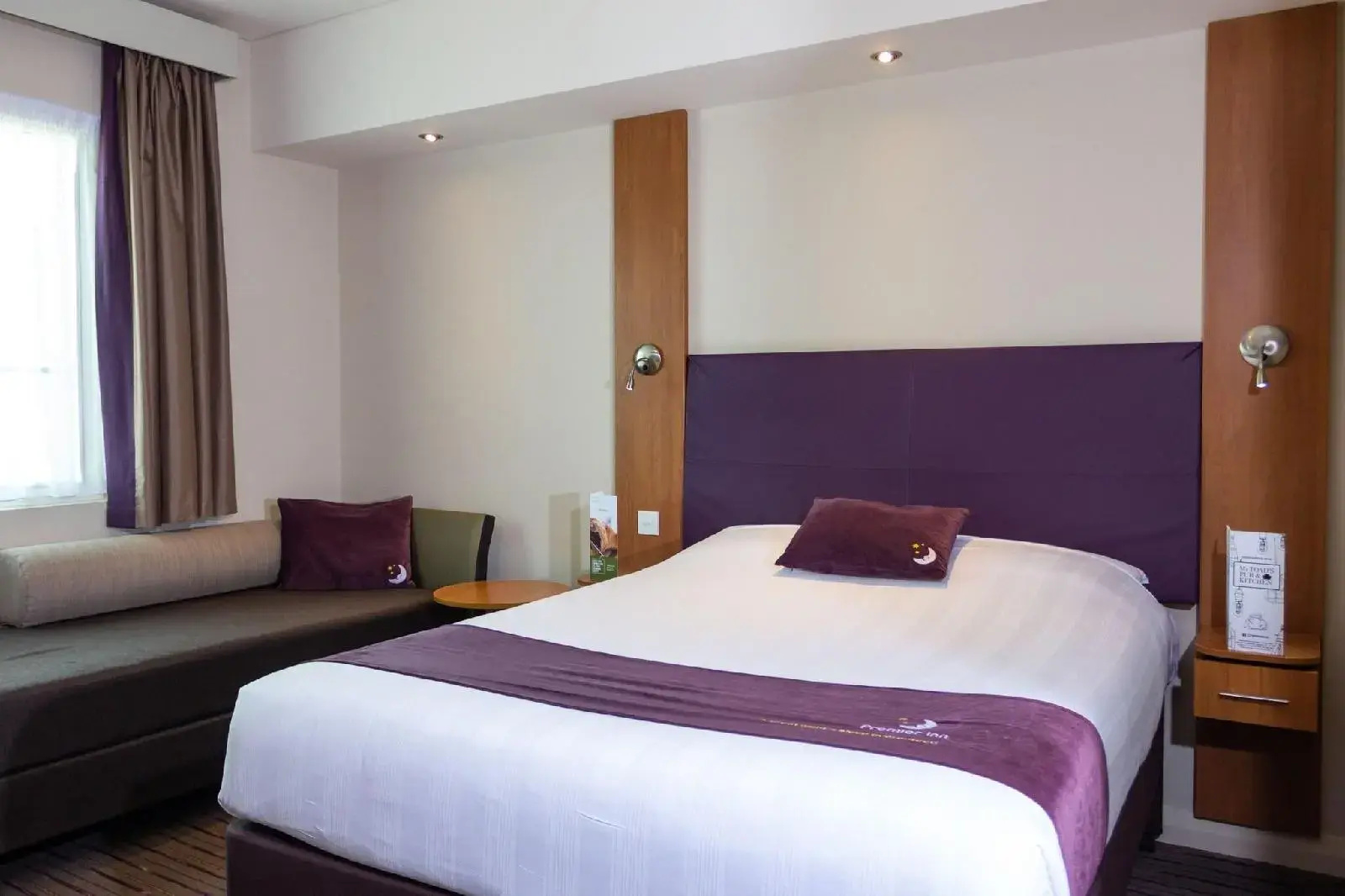 Photo - Premier Inn Abu Dhabi Capital Centre