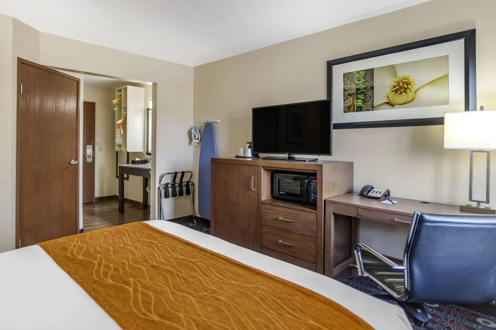 Photo - Comfort Inn Tulsa Midtown
