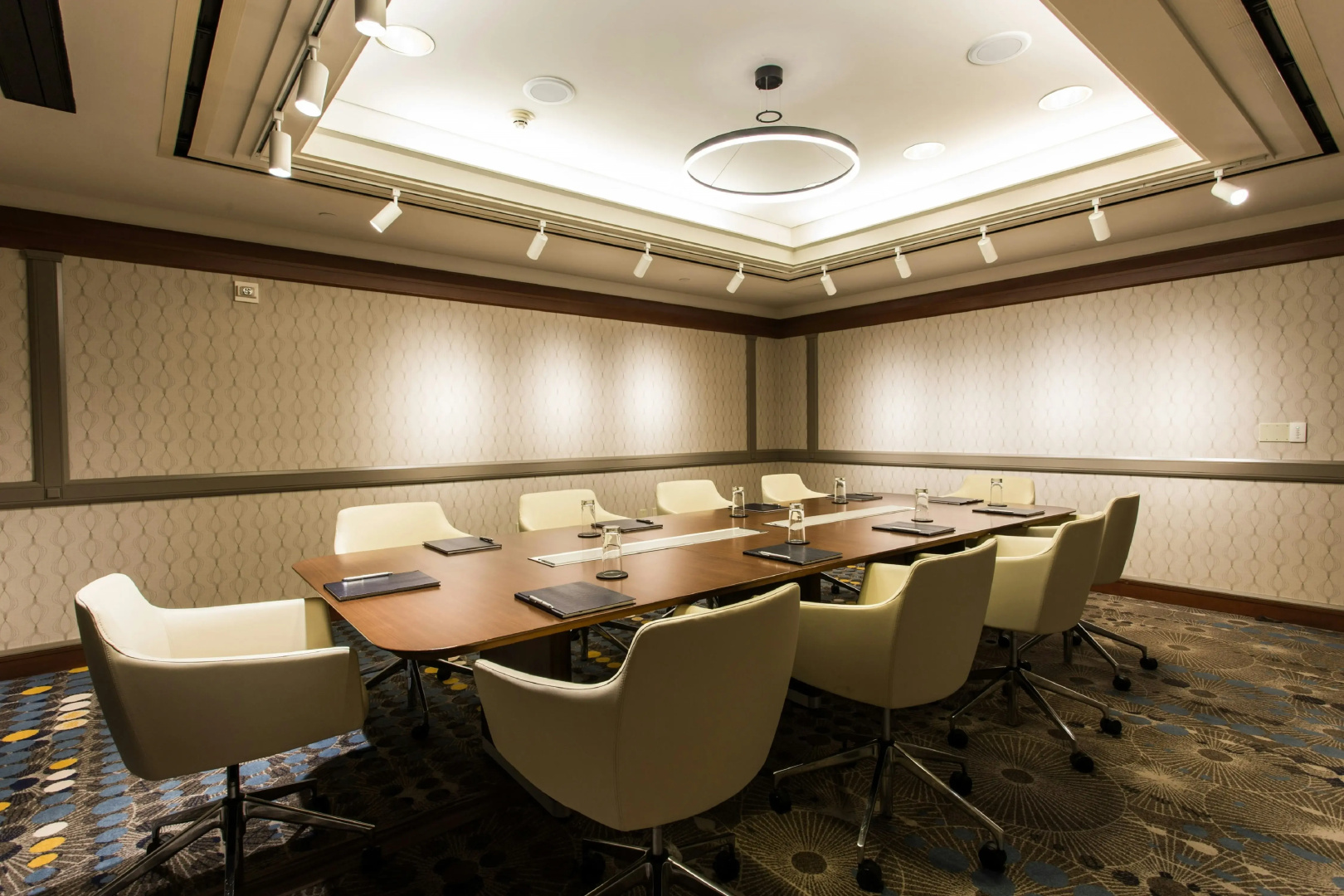Photo - The Duniway Portland A Hilton Hotel