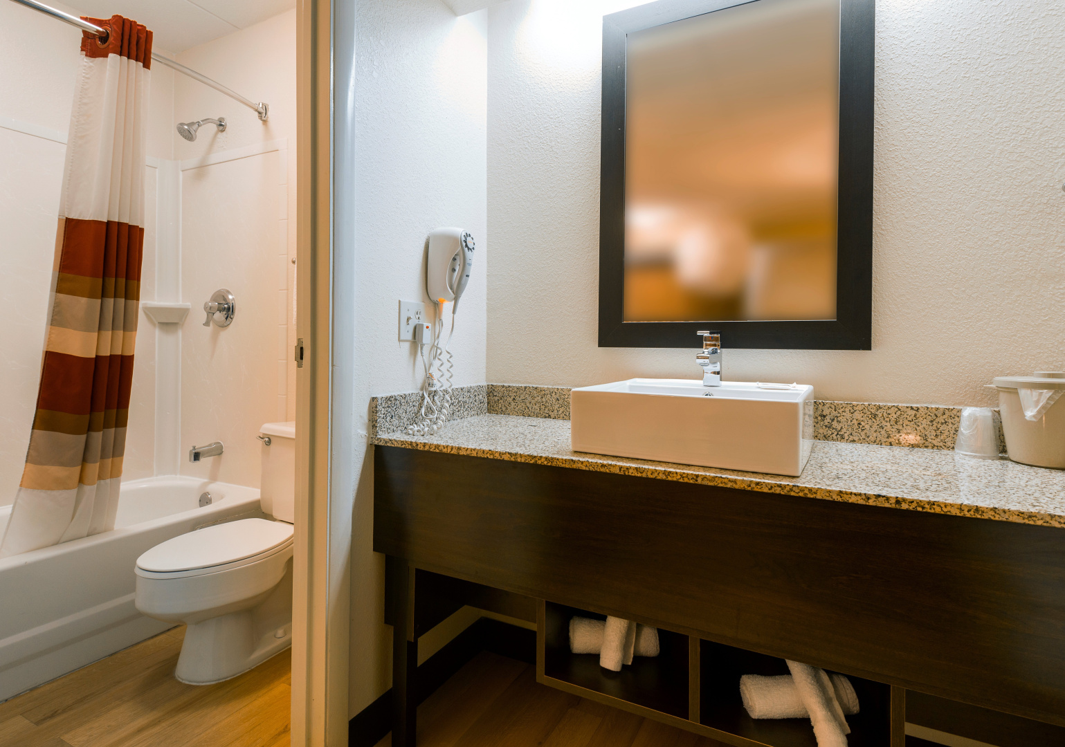 Foto - Red Roof Inn PLUS+ Boston - Framingham