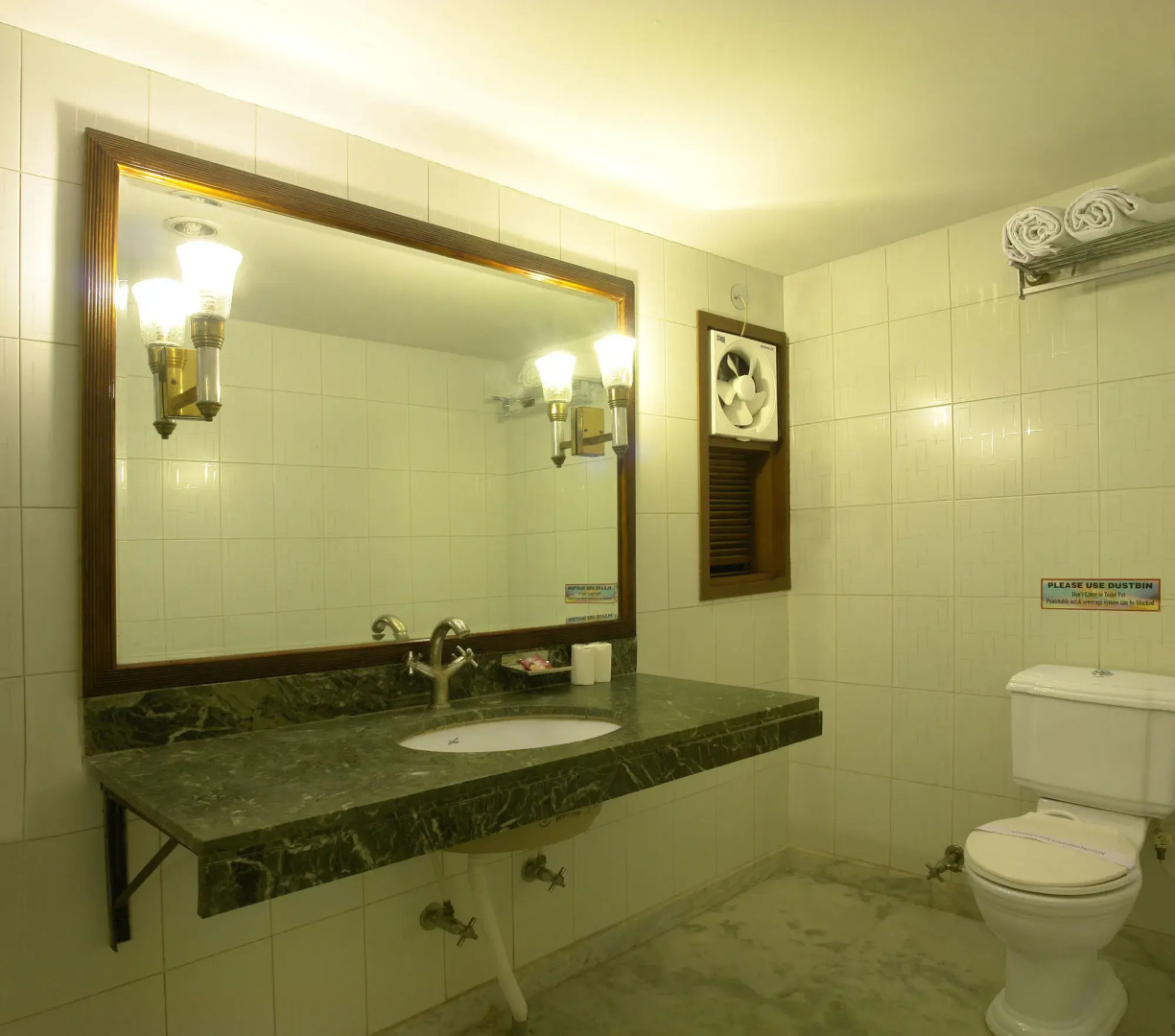 Photo - Hotel Hari Piorko