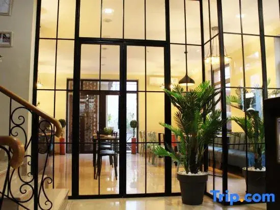 Foto - Point Hotel Tbilisi