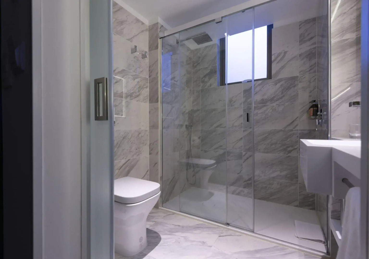 Foto - 45 by Director