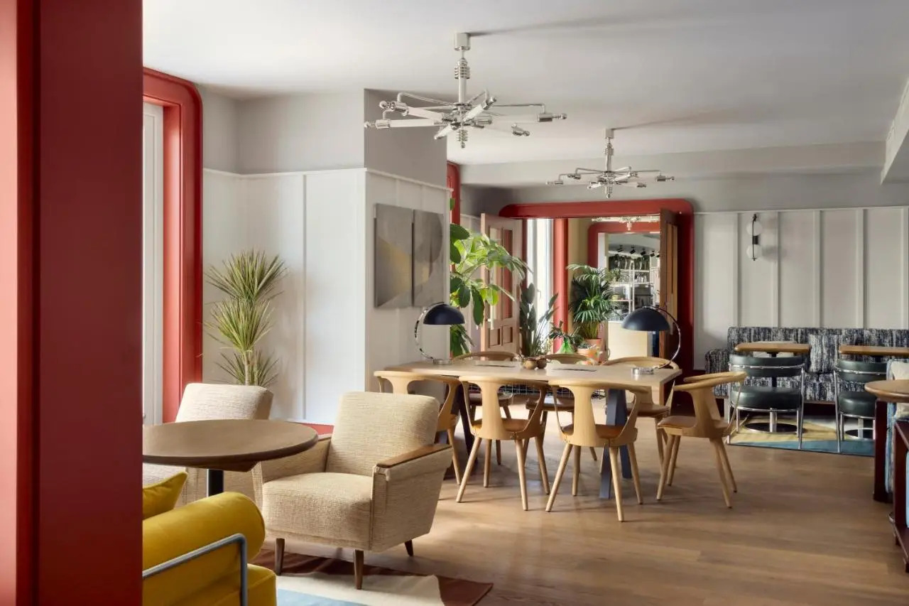 Photo - Schwan Locke