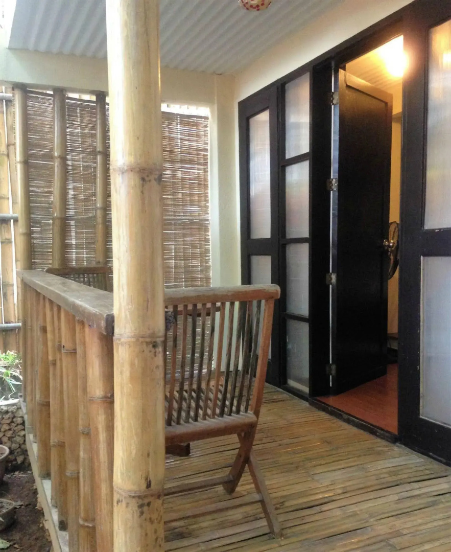 Photo - Lazy Dog Bed & Breakfast