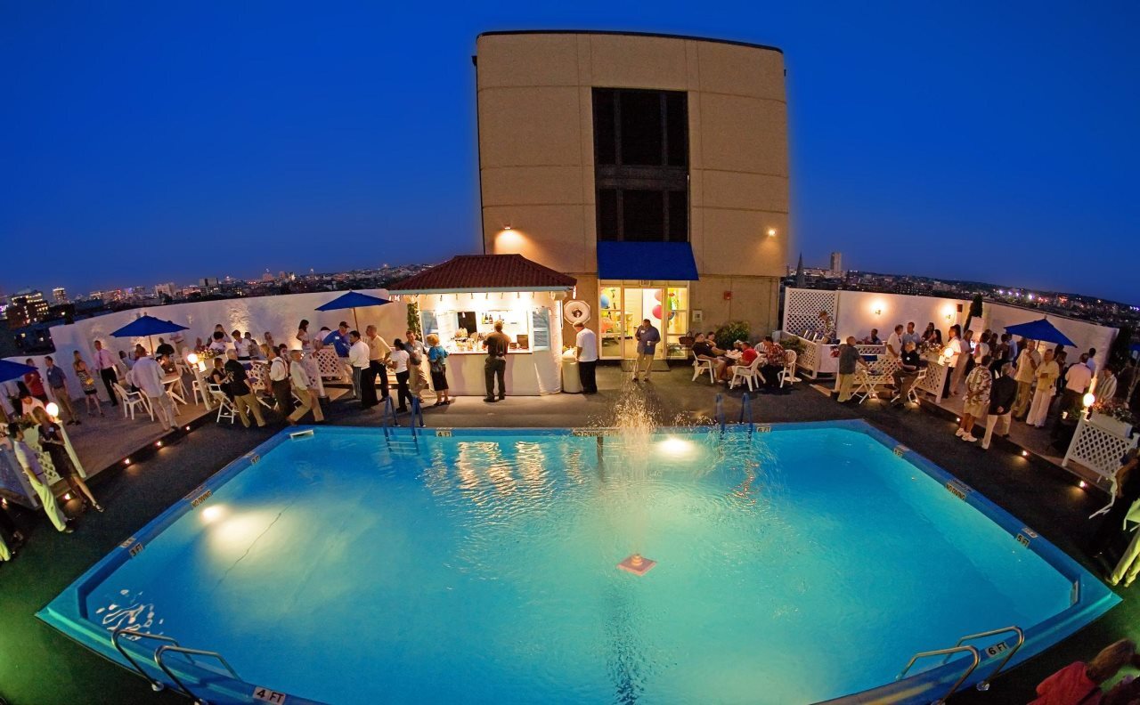 Photo - The Colonnade Hotel