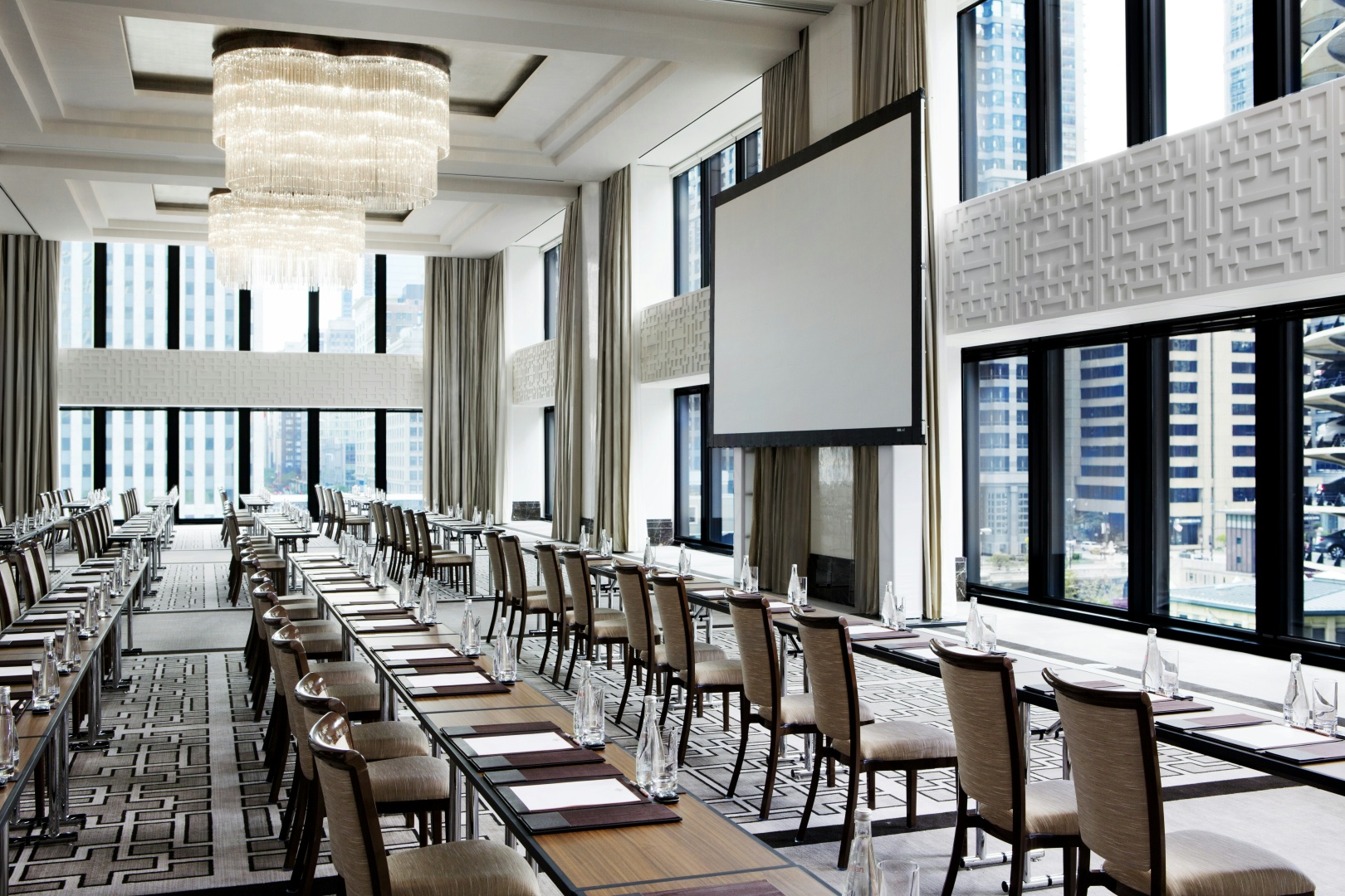 Photo - The Langham, Chicago
