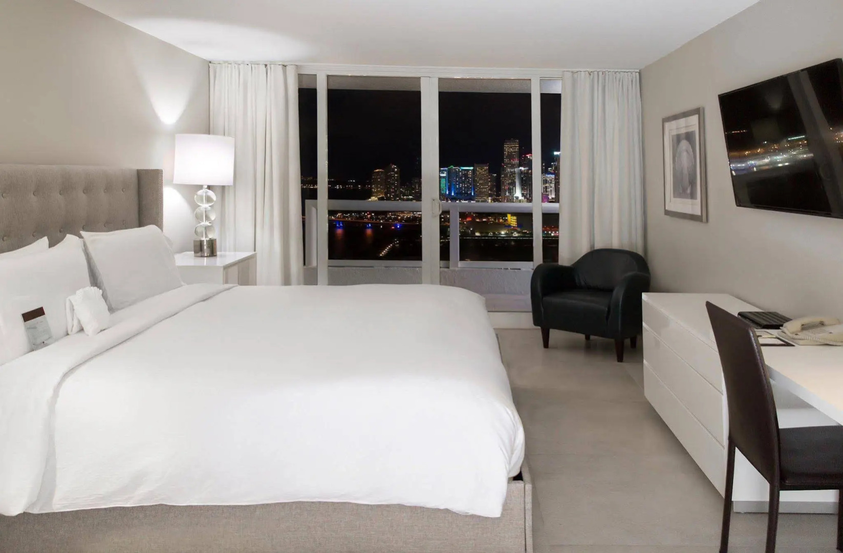 Foto - DoubleTree by Hilton Grand Hotel Biscayne Bay