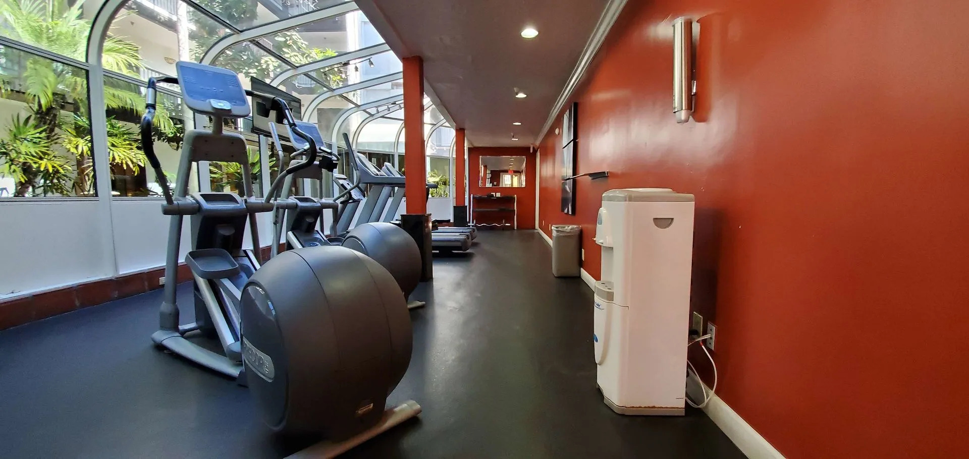 Foto - The Buena Park Grand Hotel & Suites