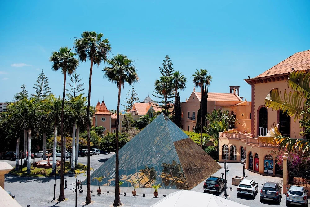 Photo - Bahia del Duque