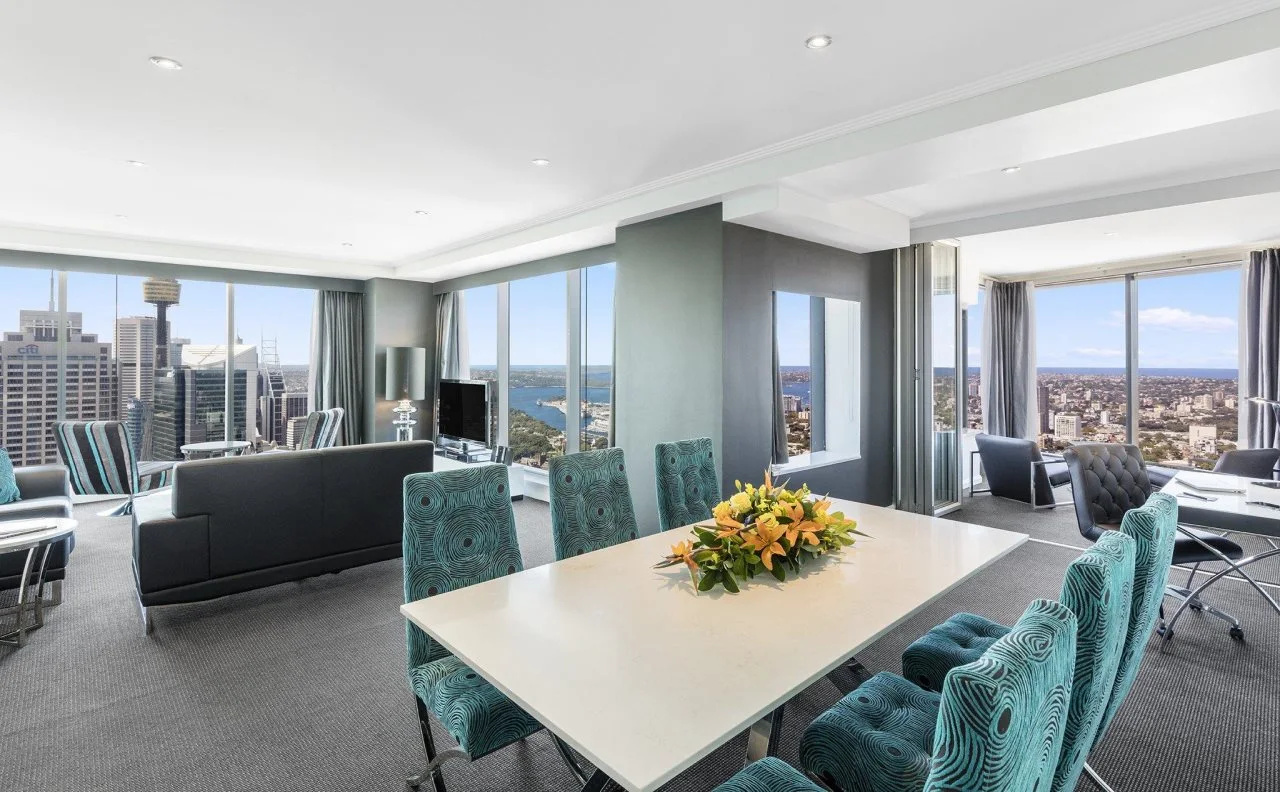 Photo - Meriton Suites World Tower, Sydney