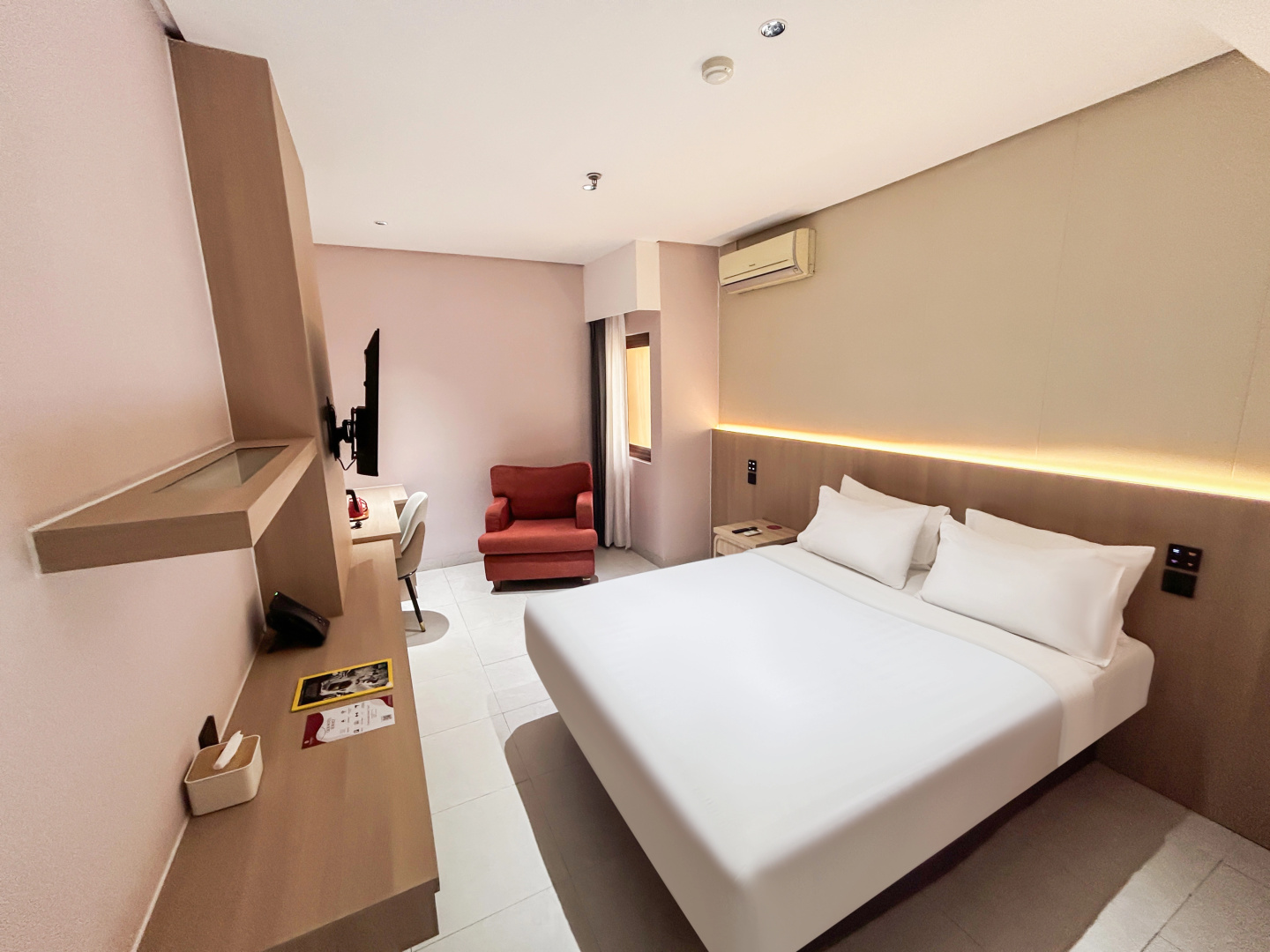 Photo - Capital O 203 Prasada Mansion Sudirman