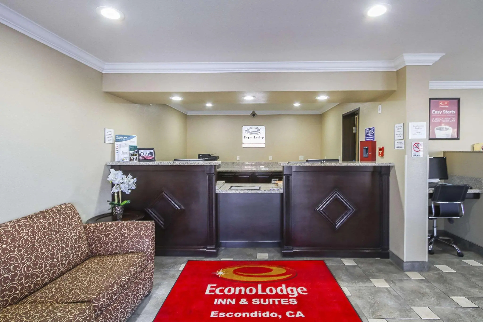 Photo - Econo Lodge Inn & Suites Escondido Downtown