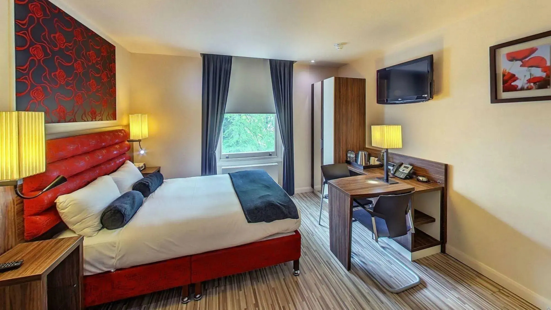 Photo - Simply Rooms & Suites