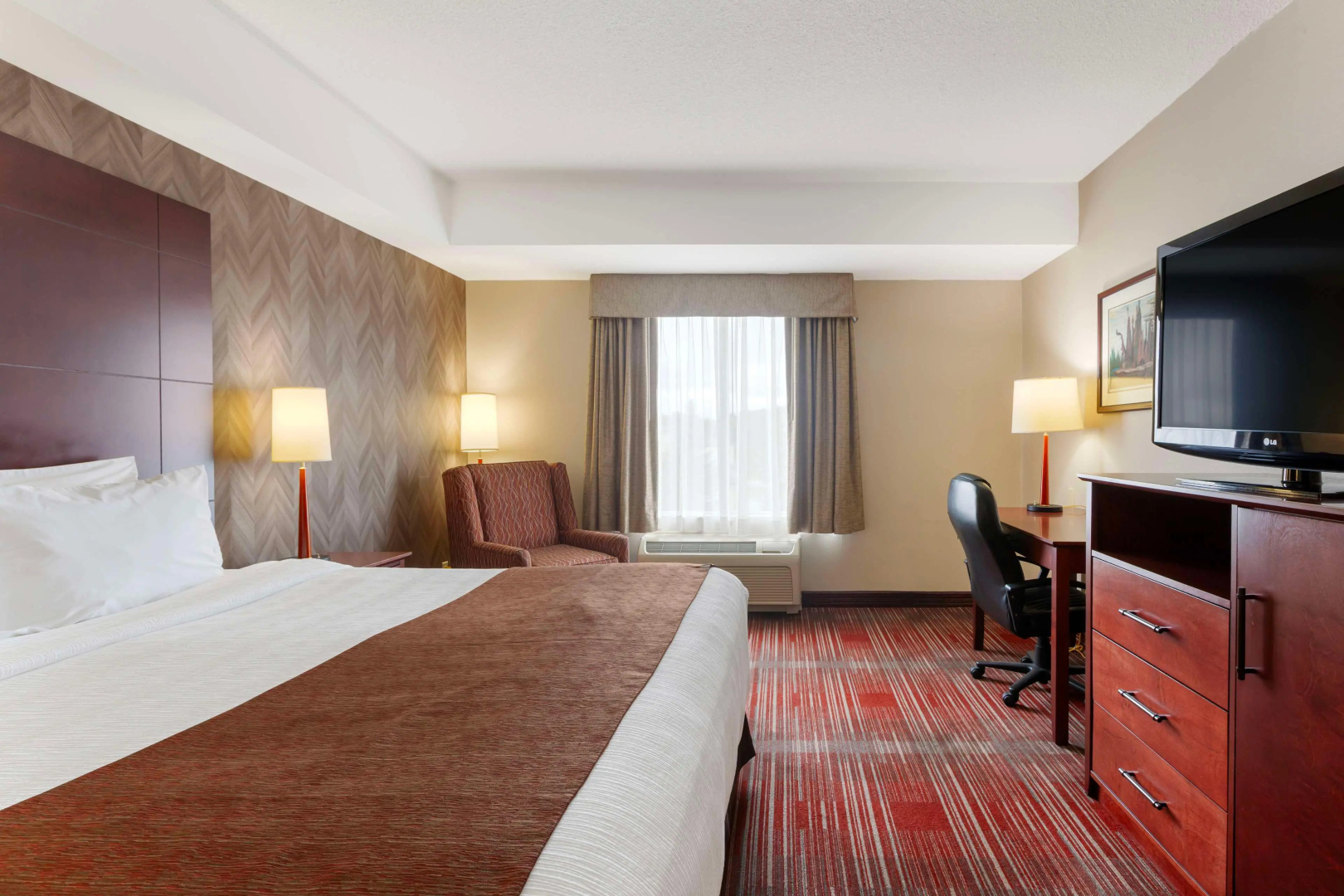 Photo - Best Western Plus Muskoka Inn