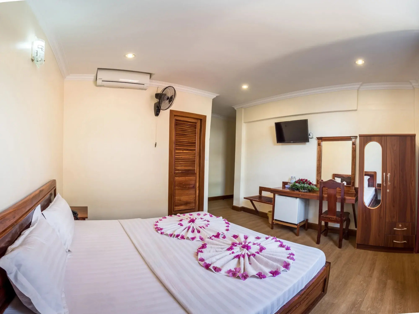 Photo - Seng Hout Hotel