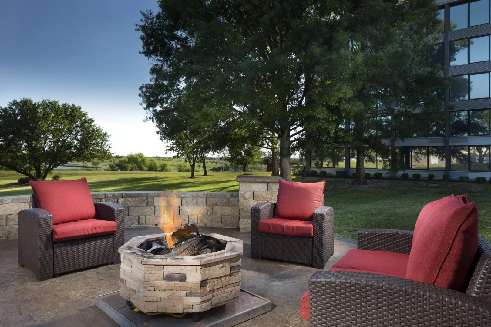 Photo - Four Points by Sheraton Kansas City Airport