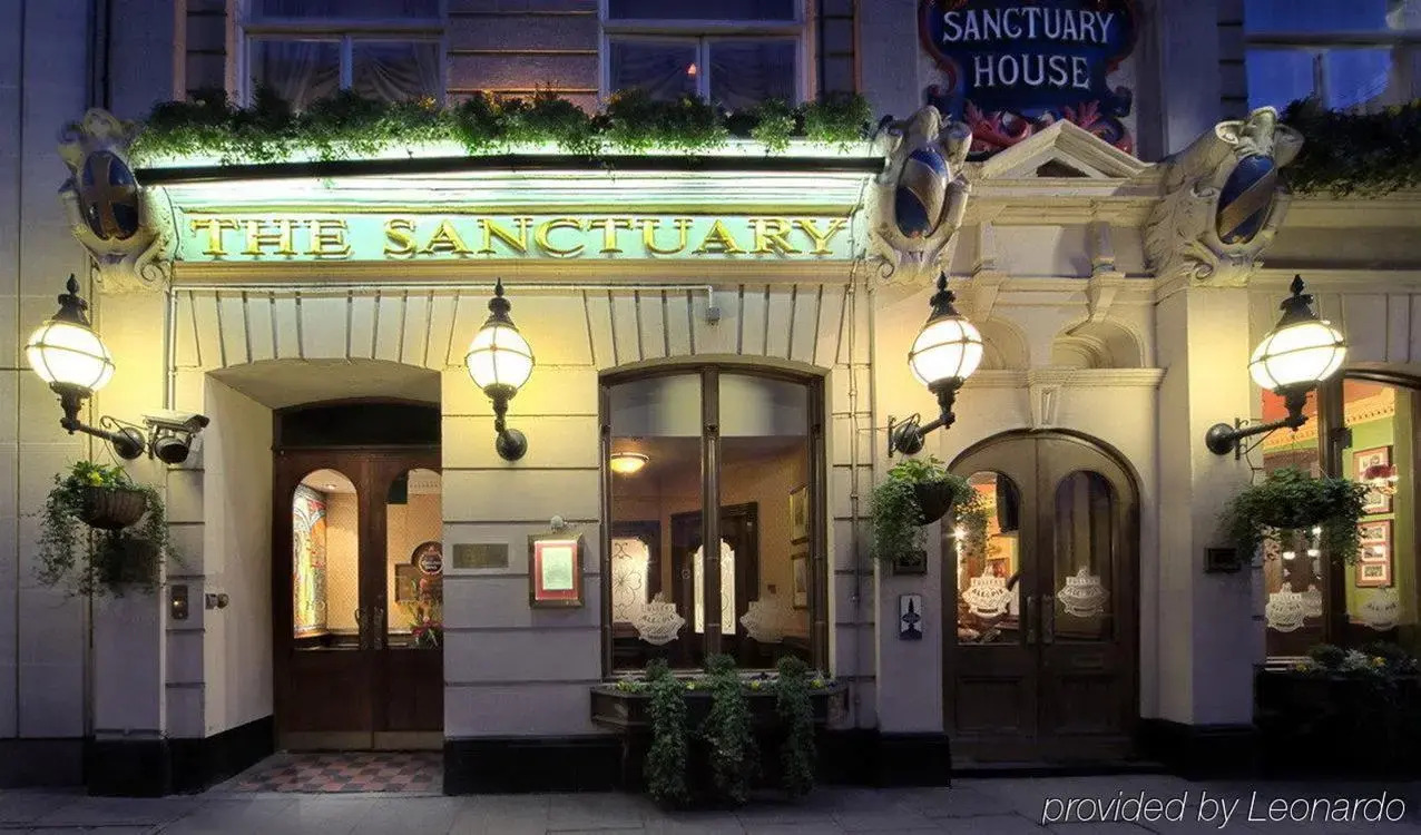 Photo - The Sanctuary House Hotel