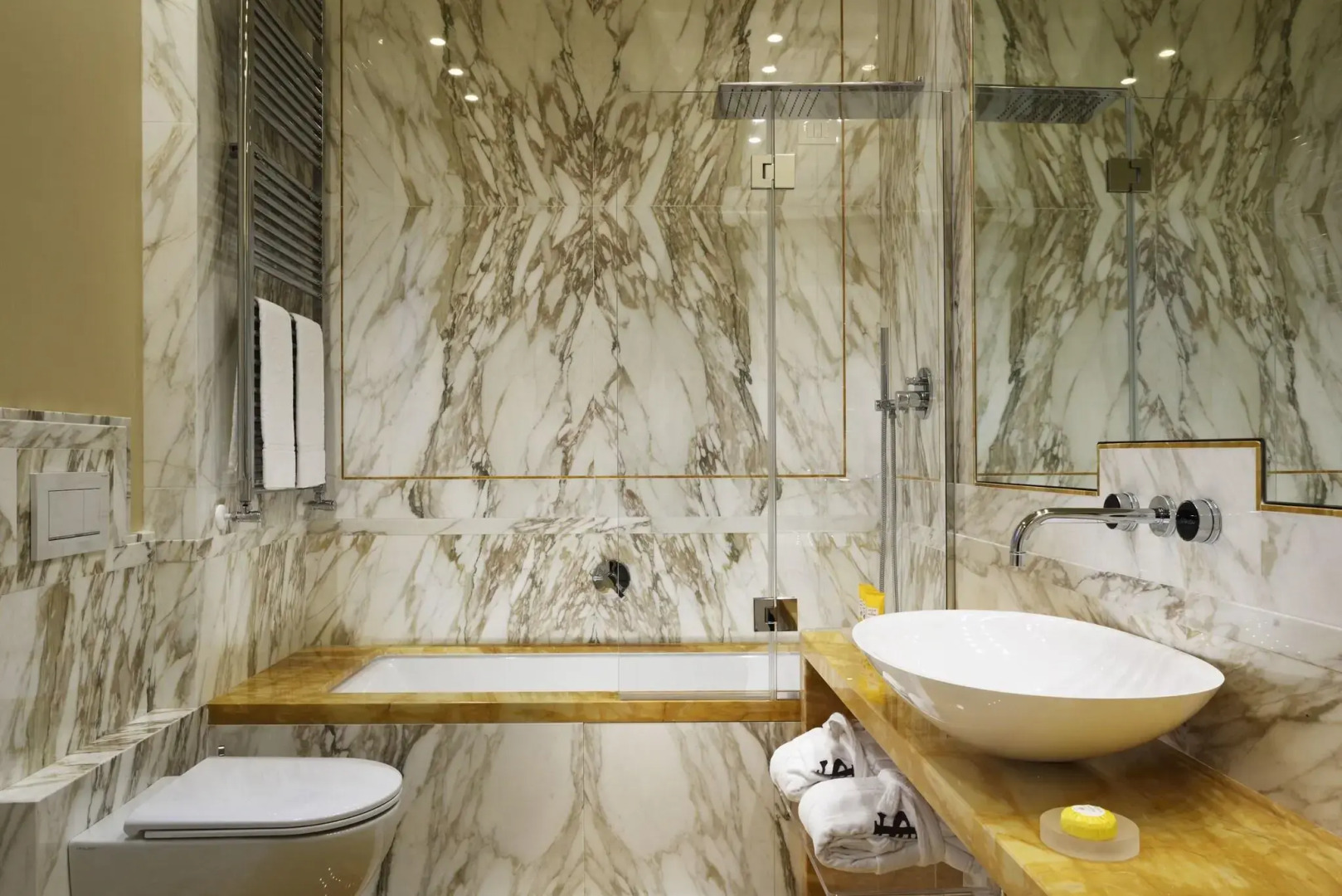 Photo - San Firenze Suites & Spa