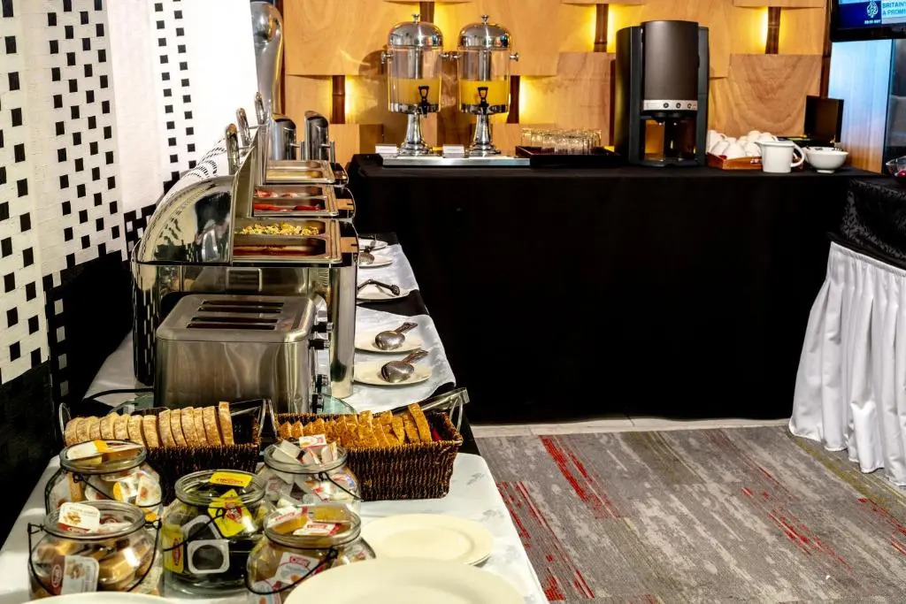 Photo - The Quadrant Hotel & Suites