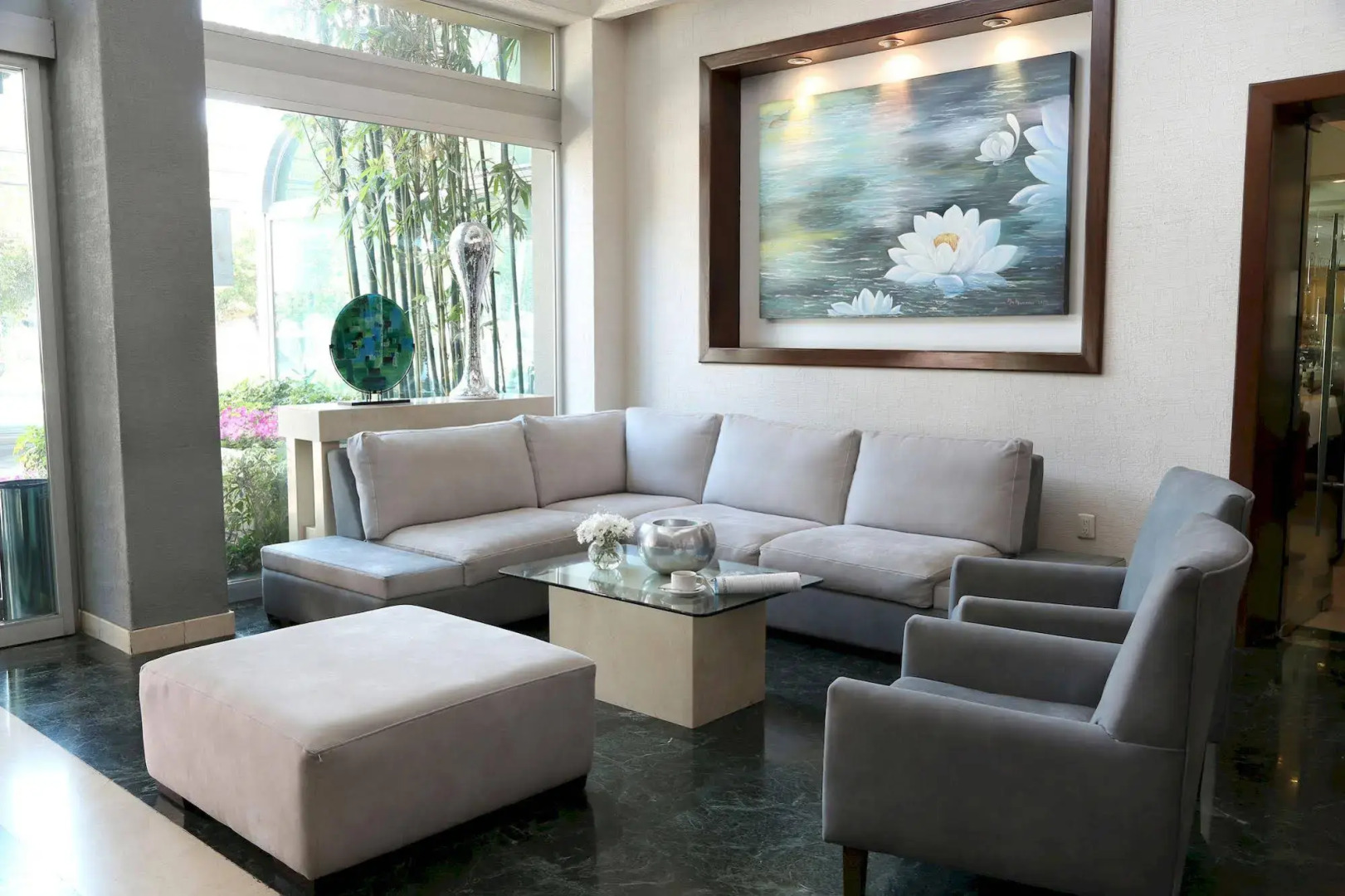 Foto - Mesón Ejecutivo Guadalajara - Nuevo Consulado Americano Monraz