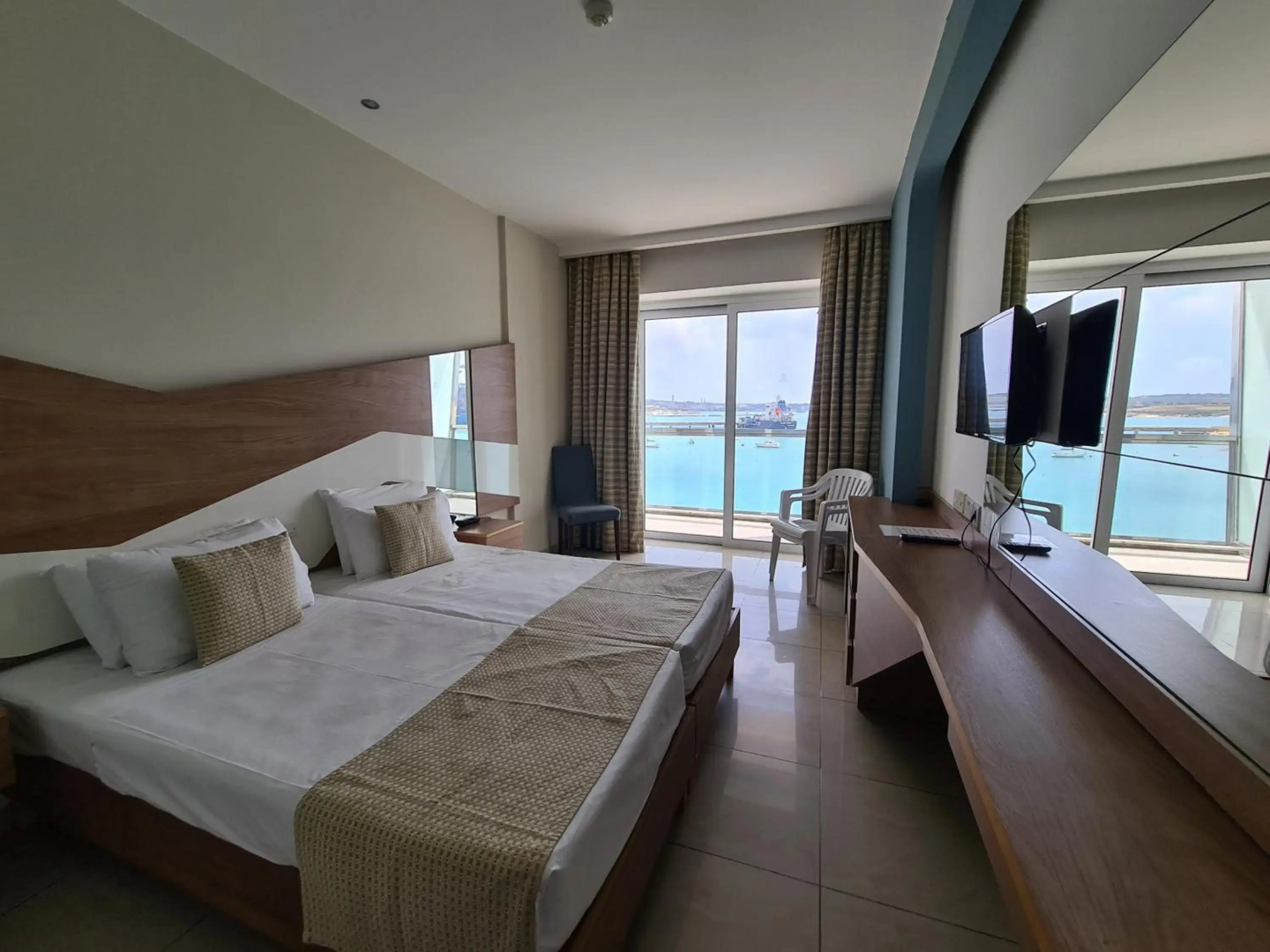 Foto - Water's Edge