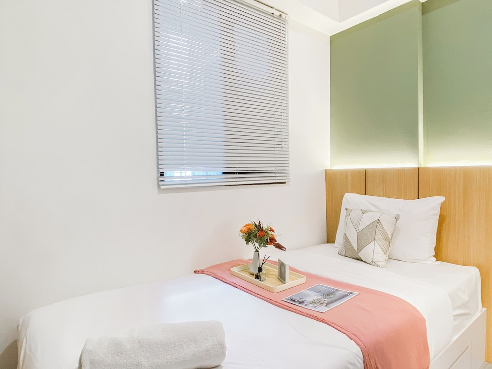 Restful And Homey 2Br At Meikarta Apartment