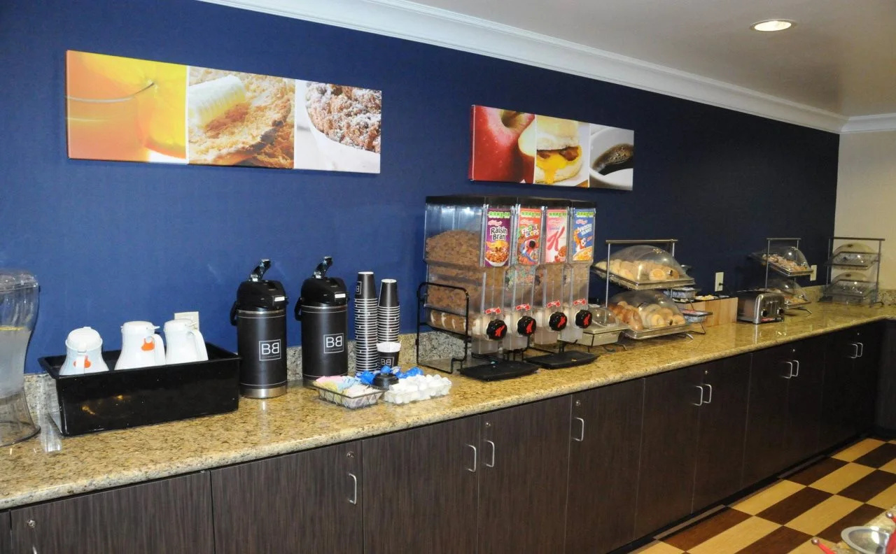 Photo - SureStay Hotel by Best Western Ontario Airport