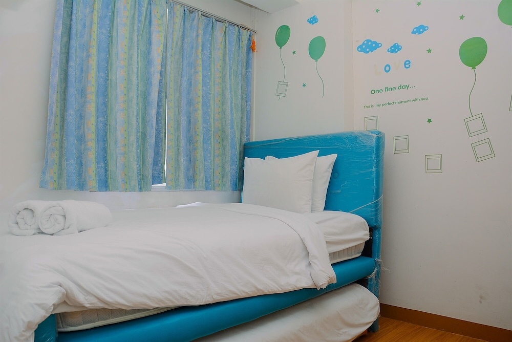 Comfort 1BR with Study Room Menteng Square Apartment
